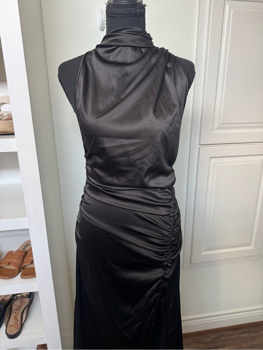 SHEIN Black Sleeveless Midi Dress with High Side Slit